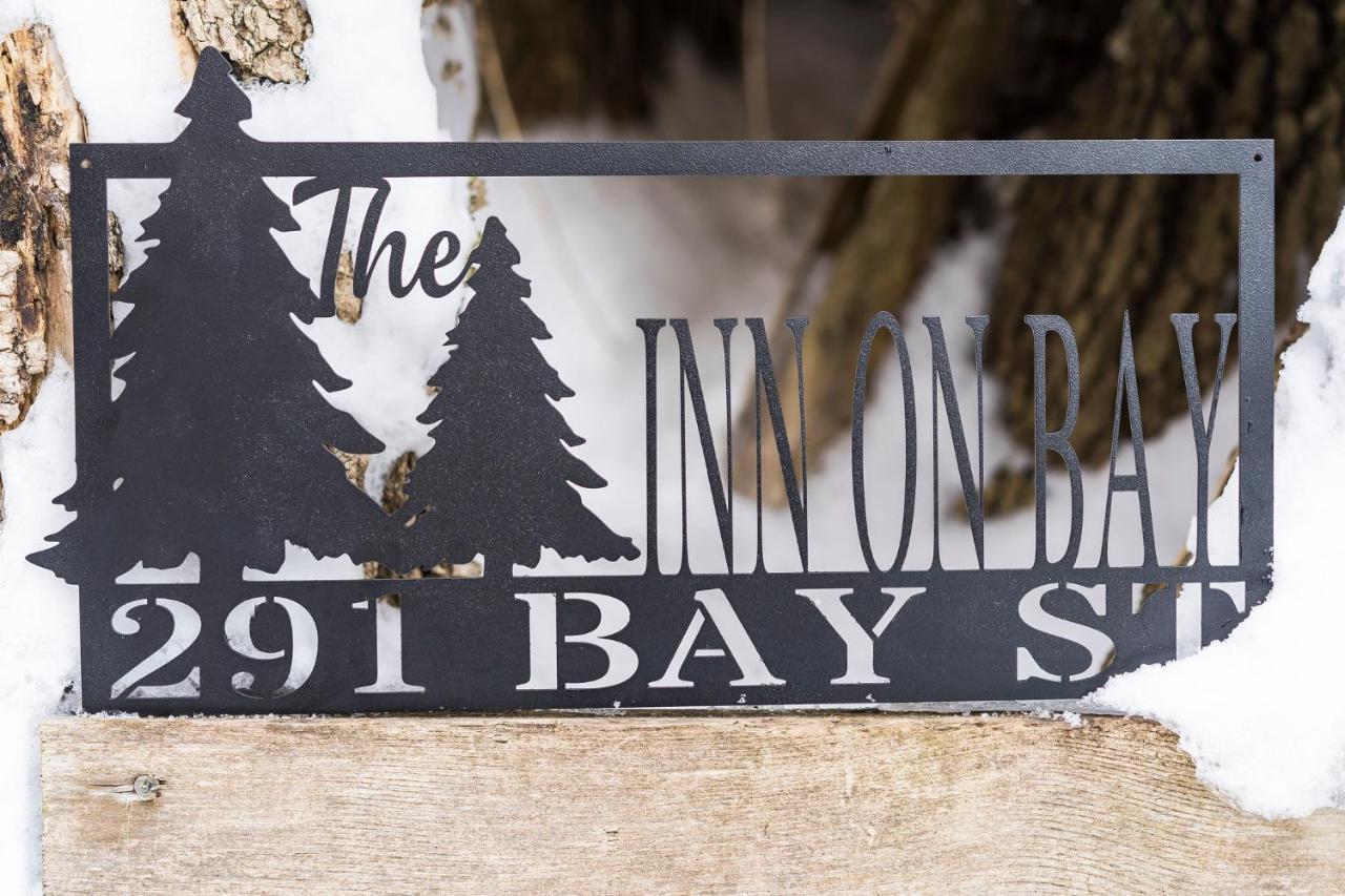 The Inn On Bay Gravenhurst Exteriör bild